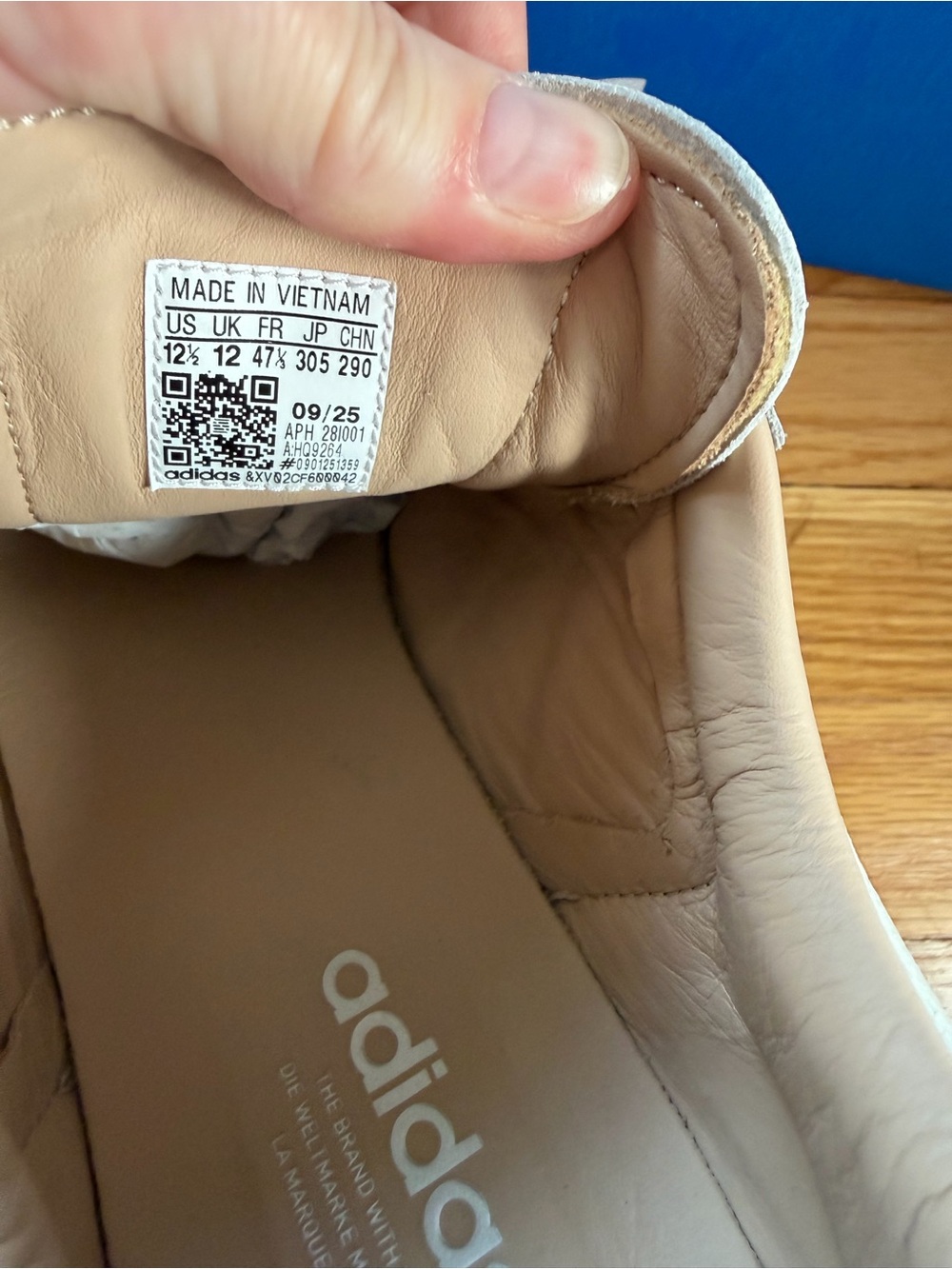Adidas BW Army Shoes - Picture 7 of 7